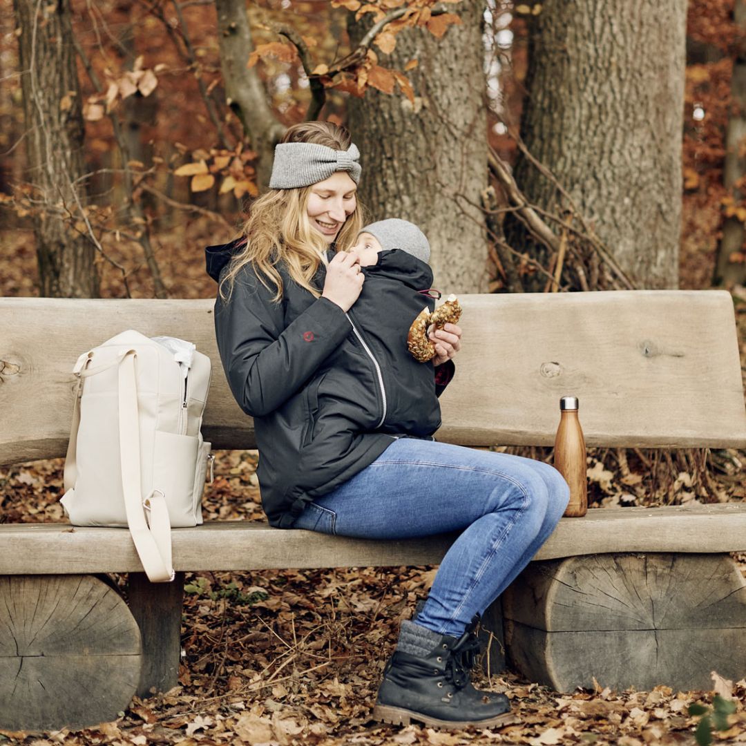 Winter-Tragejacke Winterfriend schwarz-beere XS