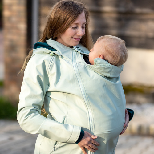 Softshell babywearing jacket 2025