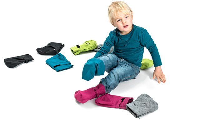 Kind spielt mit Booties